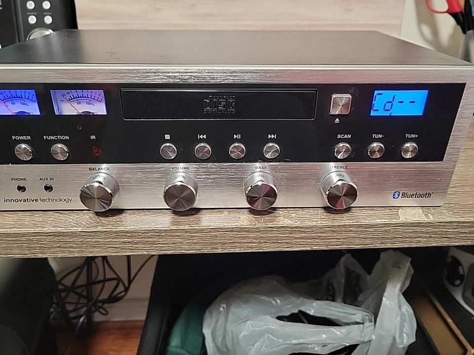 Bluetooth CD Player Stereo Receiver von Innovative Technology - Bild 2 von 4