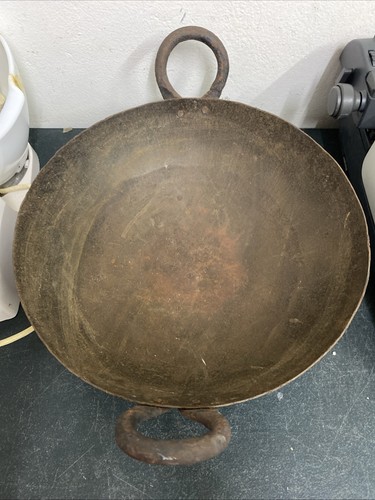 OLD ANTIQUE  HANDMADE RUSTIC IRON WOK KADAI / DEEP FRYING PAN, KITCHENWARE 40cm
