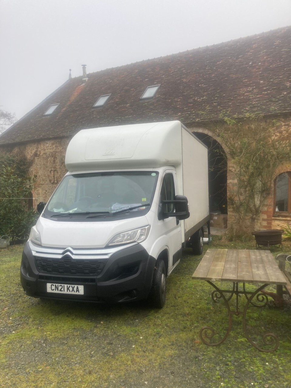 EUROPEAN REMOVALS VANS / 7.5 TON TO FRANCE SPAIN ETC WEEKLY ALL CUSTOMS