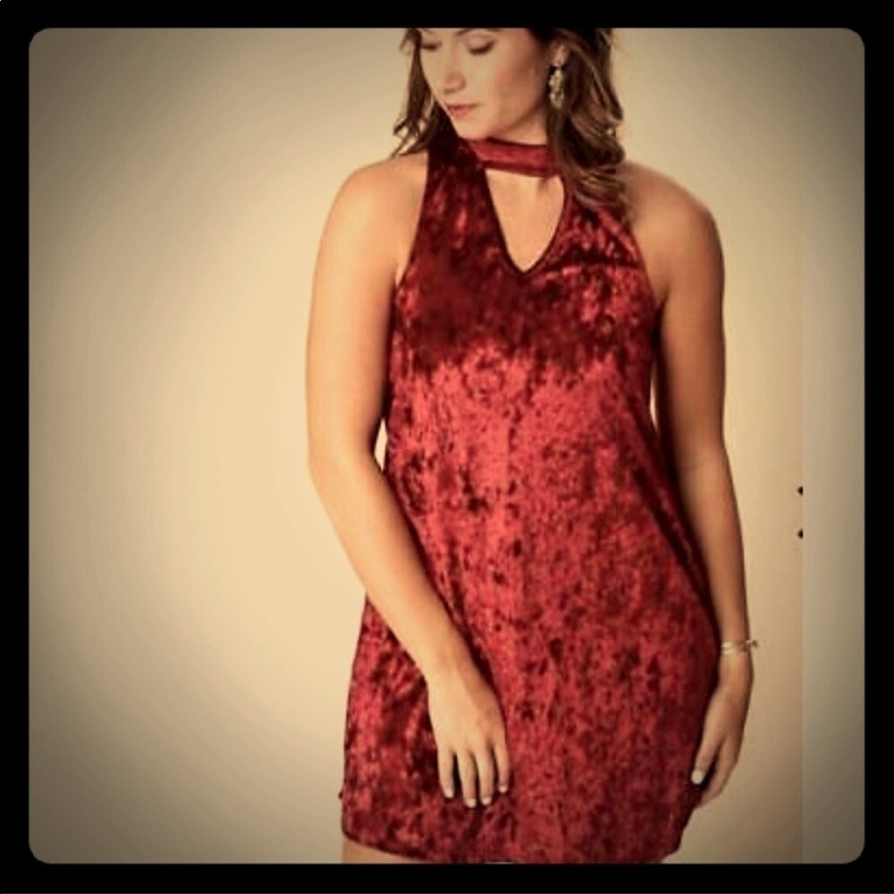 open lace back dress ALTAR'D STATE Women's Short Sleeve Floral Dress, Square Neck Casual Summer  and Fall Patterned Short Length, Burgundy Floral Dress, Large at Amazon  Women's Clothing store