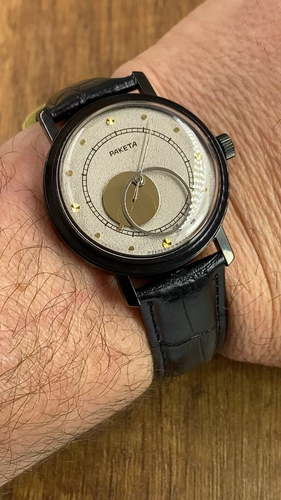 Raketa Kopernik Kopernikus schwarz mechanische Sowjetzeit Herren Mond Sonne Uhr NEU! - Video 1 von 1