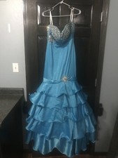 Tony Bowls Women's Blue Prom Formal Long Gown Dress Size 6