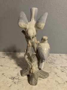 ARTMARK BLUE JAY BIRDS SITTING ON TREE BRANCH CERAMIC GLAZED FIGURINE