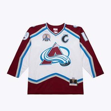 Mens Mitchell Ness NHL WHITE JERSEY AVALANCHE 2000 JOE SAKIC