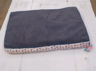 MOP Cat & Dog Printed Design Grey Fleece Top Mattress Washable Dog 90x60x8cm