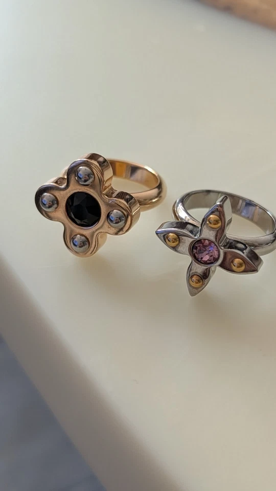 Louis Vuitton Ring Love Letters aus Hinterlassenschaft zu verkaufen