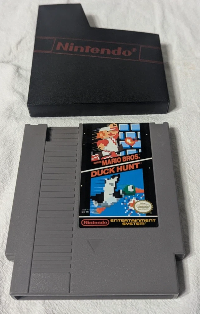 Super Mario Bros./Duck Hunt (Nintendo NES, 1988) Cartridge and Sleeve VGC