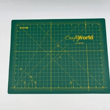 CraftyWorld Self-Healing Rotary Cutting Mat 9x12 Inches Double Sided Used