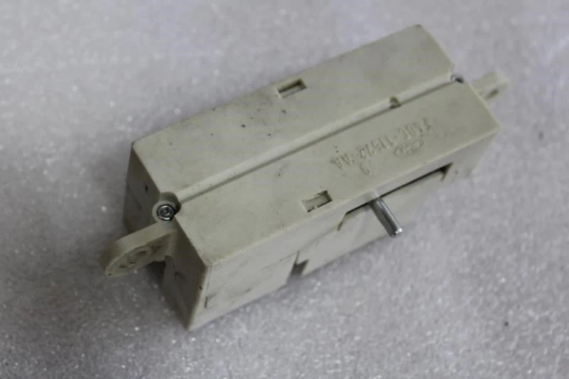 MÓDULO INTERRUPTOR ENCENDIDO FORD RANGER 1996 1997 1998 1999 2000 2001 2002 2003 2004 Foto 2 de 4