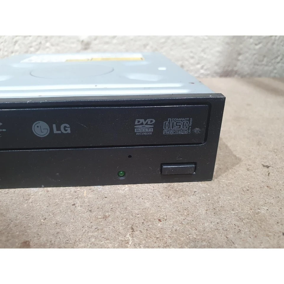 Hitachi-LG GSA-H20L Dual Layer Multi IDE ATA 5.25" DVD Writable/CD-RW Drive - Image 3 of 4