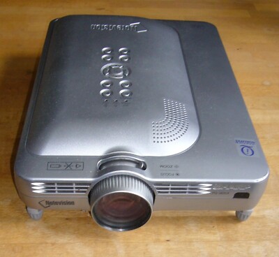 Sharp Notevision PG-M20X Digital Multimedia Projector/ Beamer