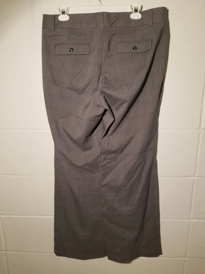 Women's Dockers Business Dress Pants 14M W36xL32 - Image 3 of 4