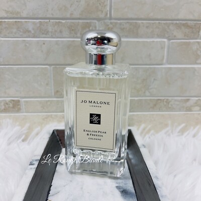 Jo Malone English Pear & Freesia  175ミリ JO MALONE London ENGLISH PEAR & FREESIA Cologne 3.4oz New