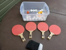 Stiga Ping Pong paddles x4 with over 20 balls and net
