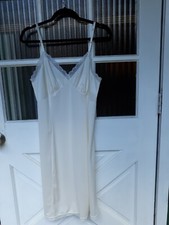 VINTAGE CREAM SLIP LACE SHEER  TRIM Unbranded 19" Bust