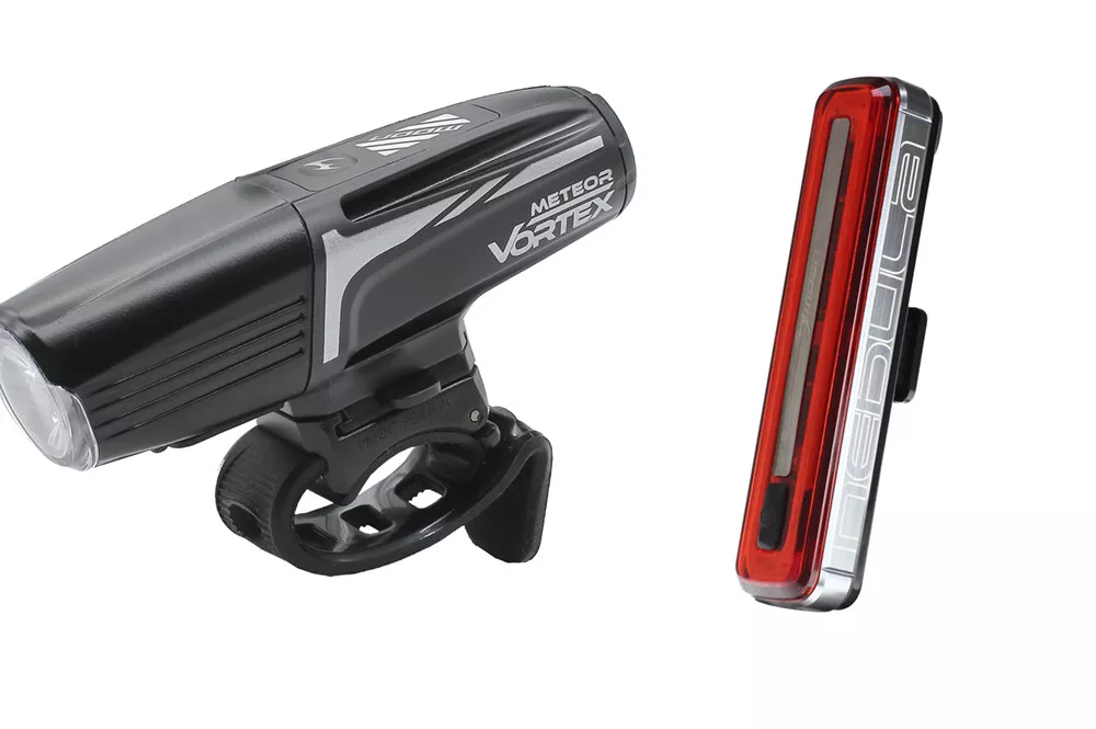 MOON Bicycle Lights Set Meteor Front 450 Lumens Nebula Rear 200