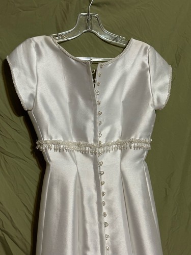 Wedding Dress - Picture 4 of 12
