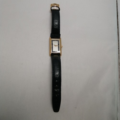 GUCCI 2600L Black Dial Square Quartz Gold Plated Womens Watch Used - Picture 7 of 13