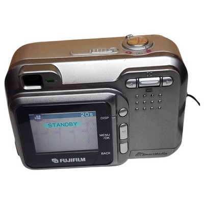 Fujifilm FinePix 2600 Zoom 3x Optical Zoom Portable Compact