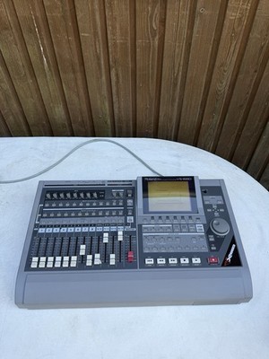 Roland VS-1680 24 Bit Digital Studio Workstation Multitrack Recorder  (9007)