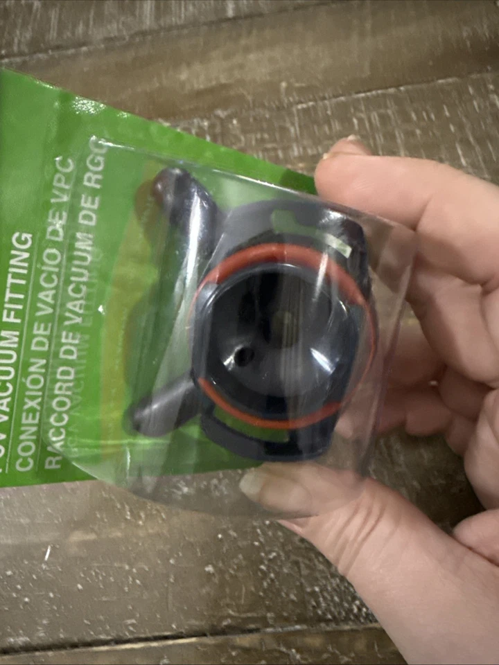 CUBIERTA VÁLVULA PCV ISUZU 96-03 NPR / 99-03 NPR-HD NUEVA 47026 Foto 3 de 4