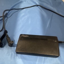Rocketfish 90W Universal AC/DC Laptop Adapter RF-BPRACDC2 15-20V 6A/4.5A Max