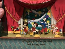 DISNEY WORLD 2004 HAPPY HOLIDAYS PIN SET 6 LE 2000 MICKEY MINNIE GOOFY DONALD
