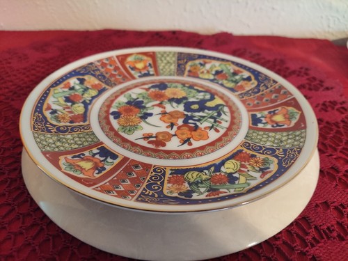 Antique Japanese Imari Plate, Decorative Wall Plates. 2 in set. Red and Blue. - Picture 10 of 13