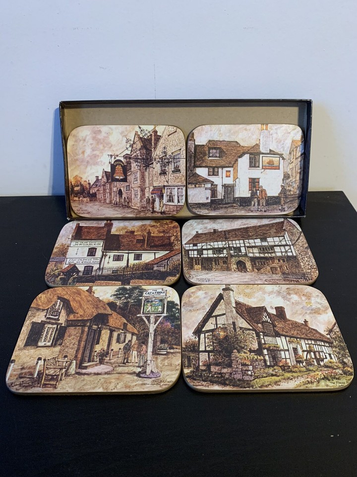 Vintage Set of 6 Clover Leaf Landmarks Cork Coasters And Placemats
