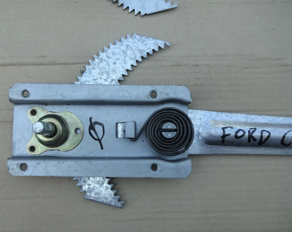 FORD COURIER MODELO 1978 85 PAR REGULADORES VENTANA IZQUIERDA DERECHA RECAMBIO Foto 3 de 4