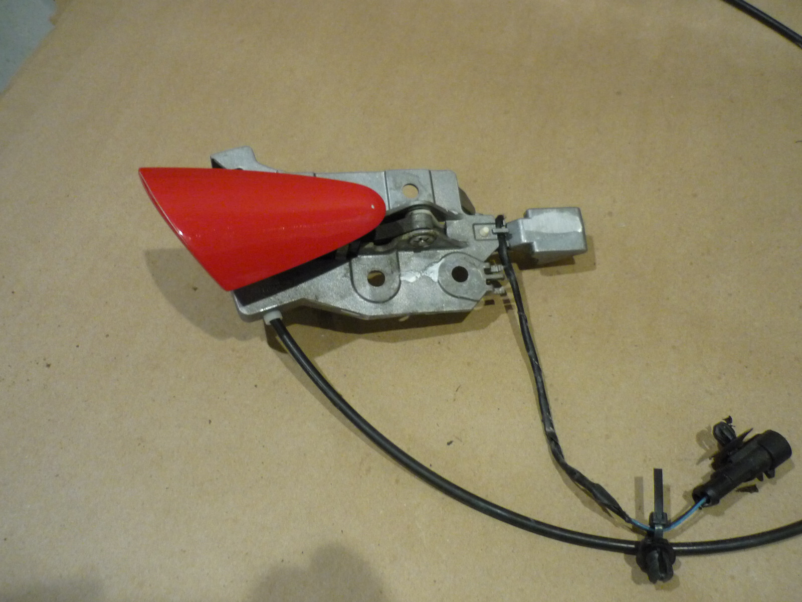 Ferrari California - RH Outer Door Handle Module With Handle - P/N 80821600
