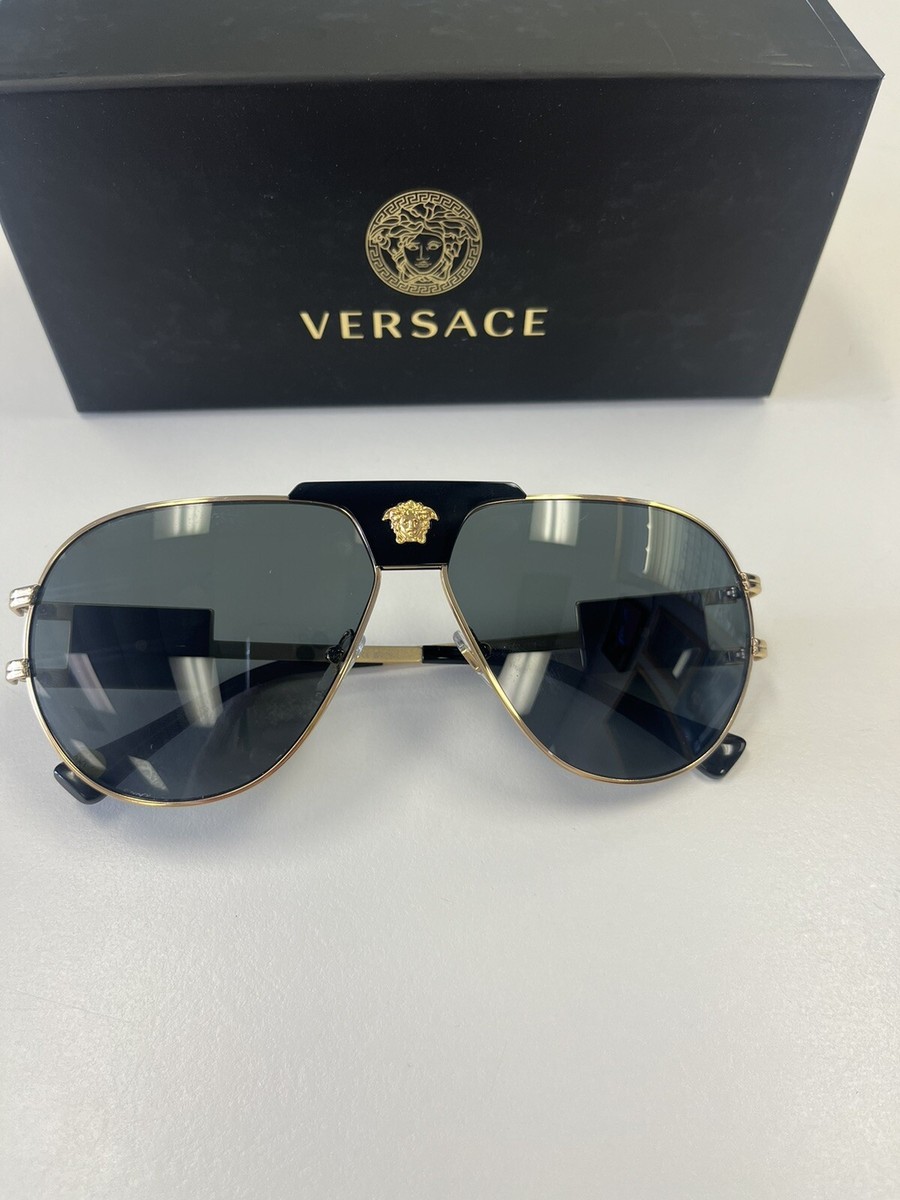 Versace VE2252 100287 Gold/Dark Grey Oval 63mm Men display picture 2