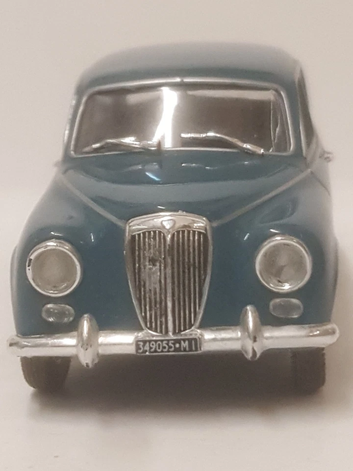1/43 LANCIA Appia 2^ serie Norev - Immagine 4 di 4