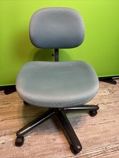 VINTAGE HERMAN MILLER OFFICE CHAIR