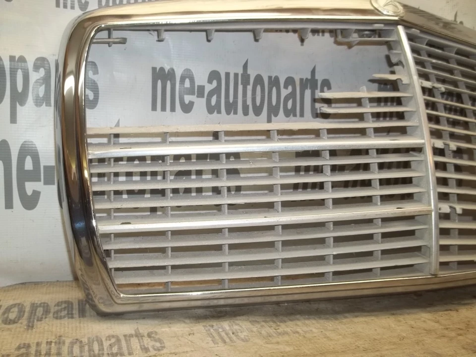 Parrilla de parachoques delantero Mercedes-Benz W123 1977-1985 OEM de fábrica Foto 4 de 4