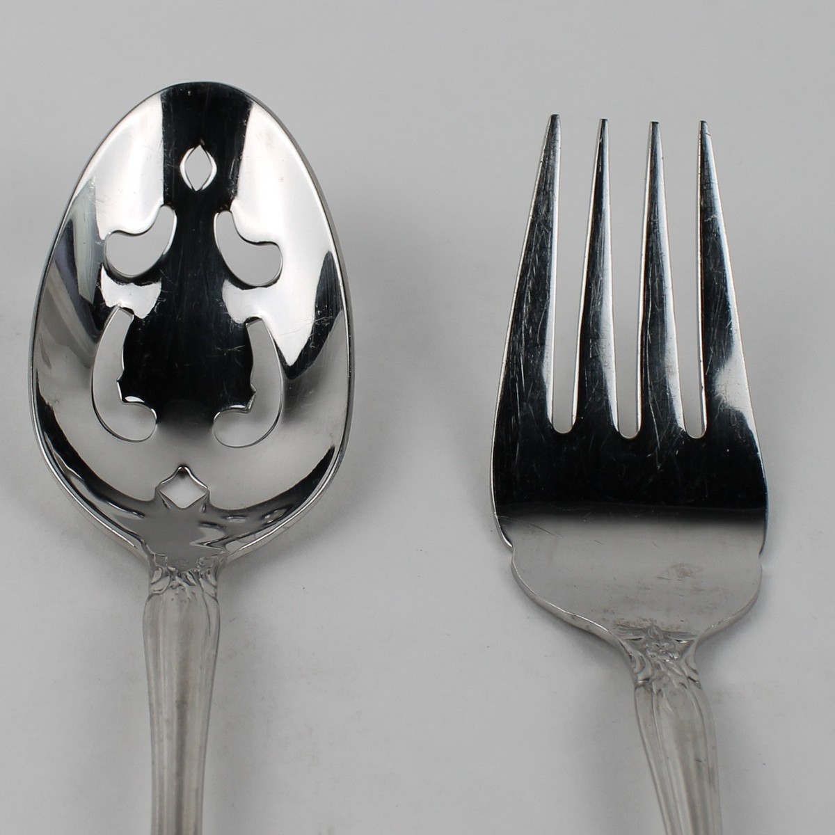 Lot of 2 Wallace Silver Chatham Pattern 18/10 SS Serving Utensils