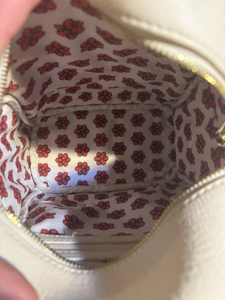 Bolso Loungefly Disney Mulan BoxLunch Foto 3 de 3