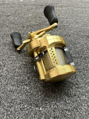 SHIMANO CONQUEST ゴールドCT3000HG Shimano Calcutta Conquest A