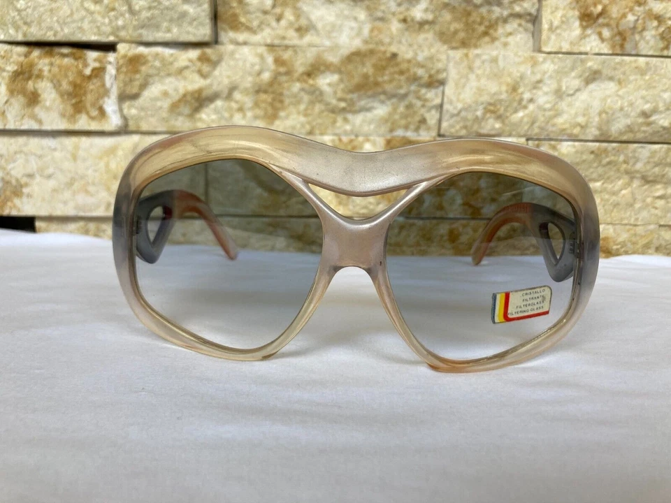VINTAGE SAMCO SUNGLASSES SQUARED OVERSIZED 1960'S UNUSED WITH TAGS UNISEX PARTY - Image 2 of 4