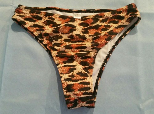 Pretty garden two piece yellow leopard print bikini set, women's size small - Picture 3 of 8