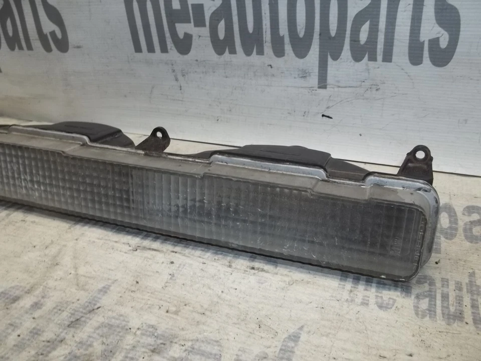 Cadillac Sevilla Eldorado 1980-1985 OEM PASAJERO DERECHO MARCADOR INTERMITENTE LÁMPARA Foto 3 de 4