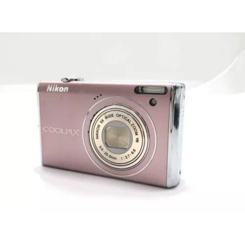 Nikon COOLPIX S640 Digital Camera 12.2MP 5x Optical Zoom CCD