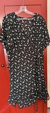 Shein, woman Black Floral, Midi, size 3 XL