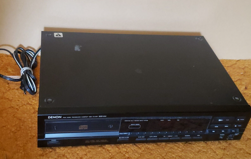 Denon DCD-810 Super Linear Converter Compact Disc Player No Remote TESTED