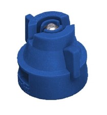 TeeJet Extended Range Spray Tip w/ Cap 80° Polymer w/ SS Insert 0.3 GPM @ 40 PSI