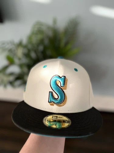 Hat Club Exclusive - Seattle Mariners Tropics 7 1/8 New Era White Teal IN HAND
