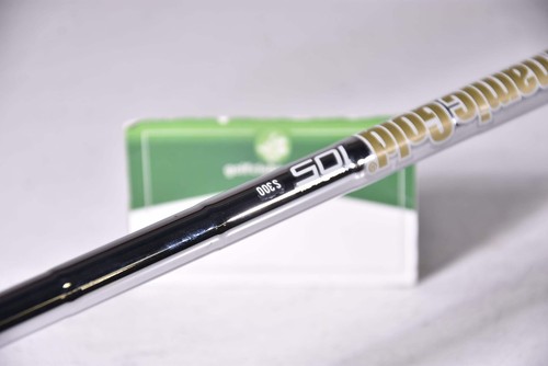 Taylormade P790 2023 Gap Wedge / 50 Degree / Stiff Flex Dynamic Gold 105 Shaft - Picture 4 of 6