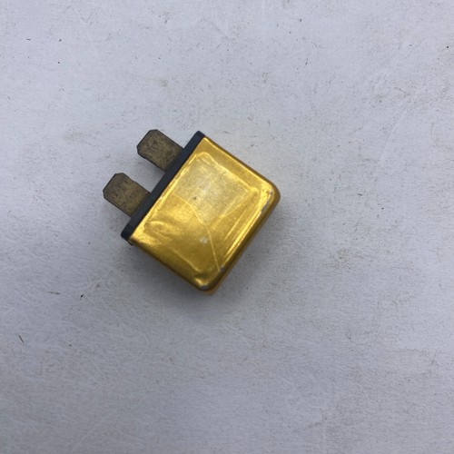 Bussmann Circuit Breaker UCB-20 T1 BUSS 052 - Picture 2 of 5