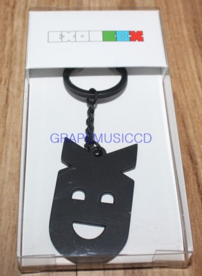 EXO-CBX BLOOMING DAYS SMTOWN GIFTSHOP OFFICIAL GOODS KEYRING KEY RING NEW