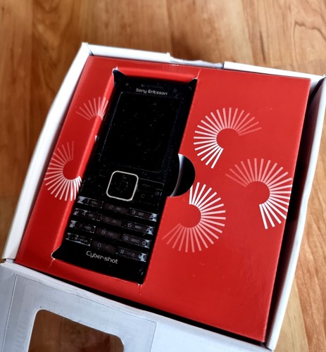 Sony Ericsson K770i Cybershot in schwarz und OVP - Bild 2 von 2